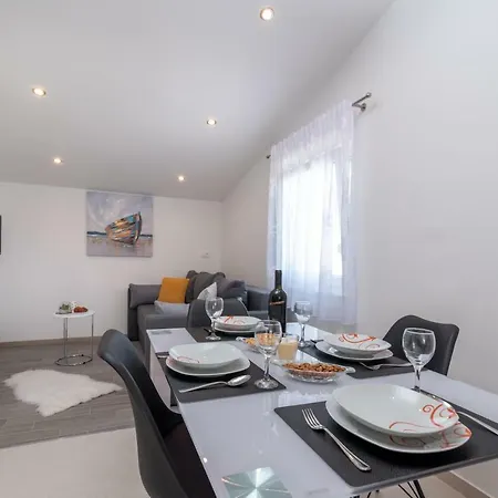 Dalmacija Apartmán *